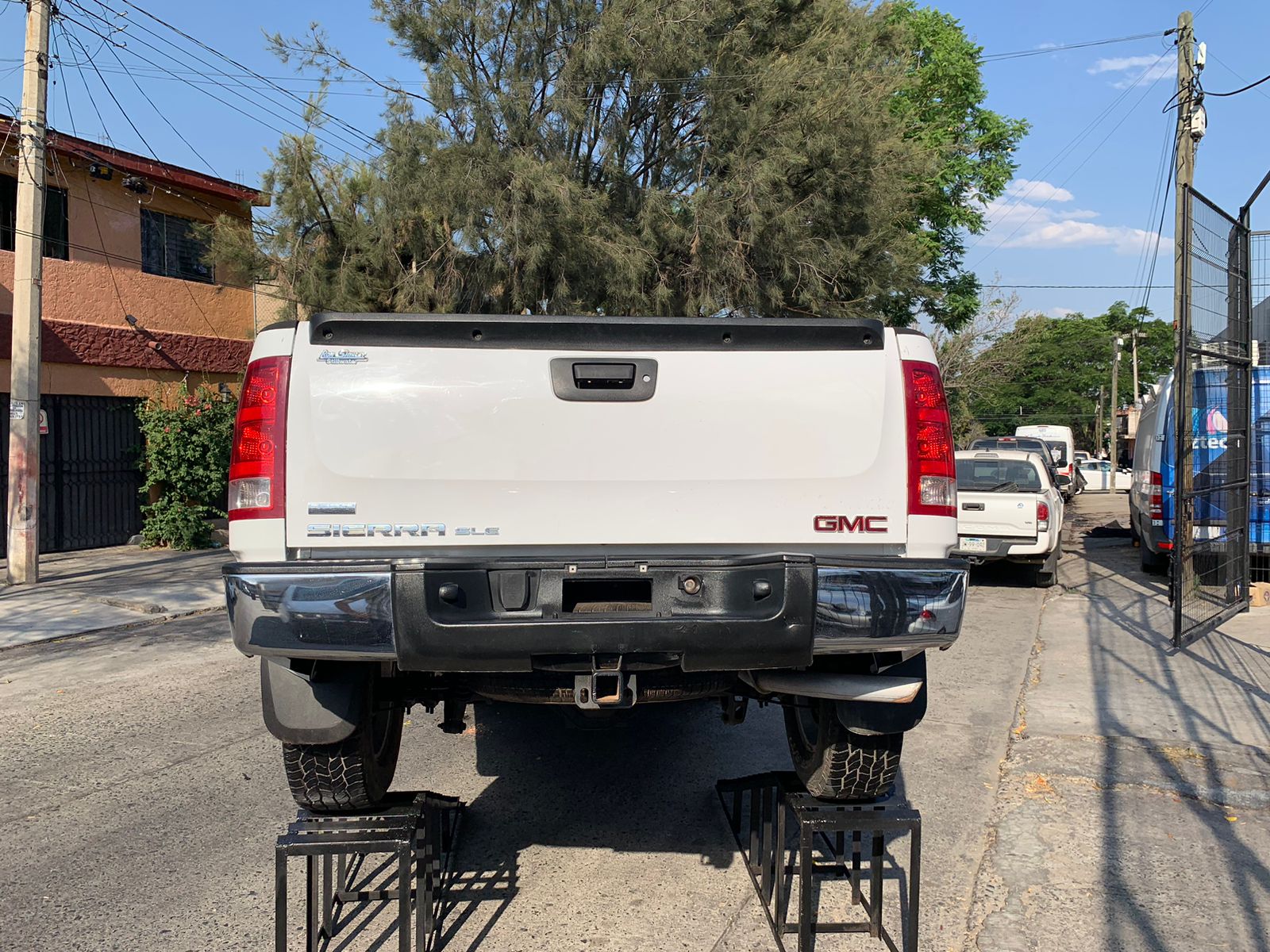 GMC Sierra 2011 Crew Cab V8 4x4 Automático Blanco