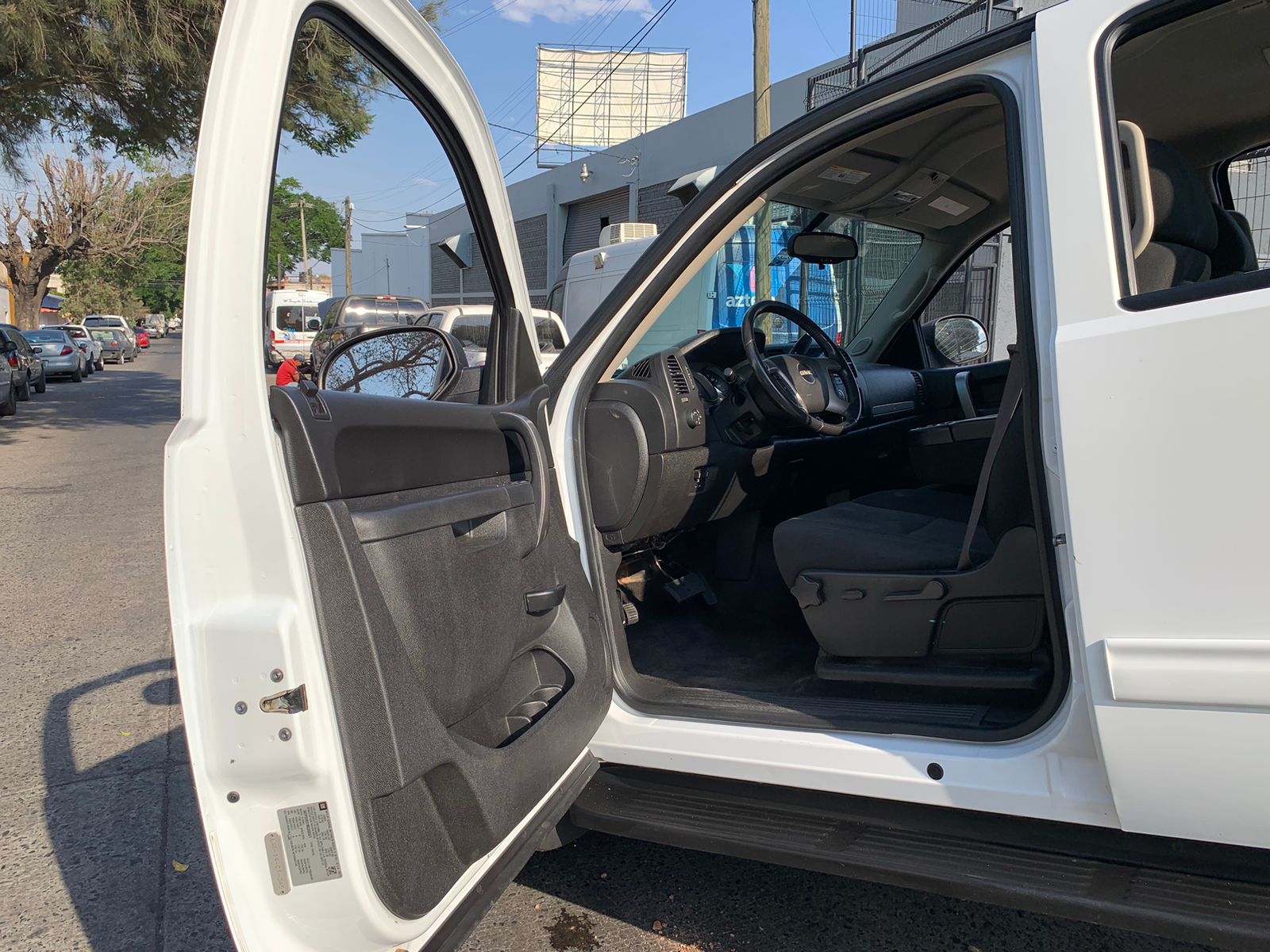 GMC Sierra 2011 Crew Cab V8 4x4 Automático Blanco