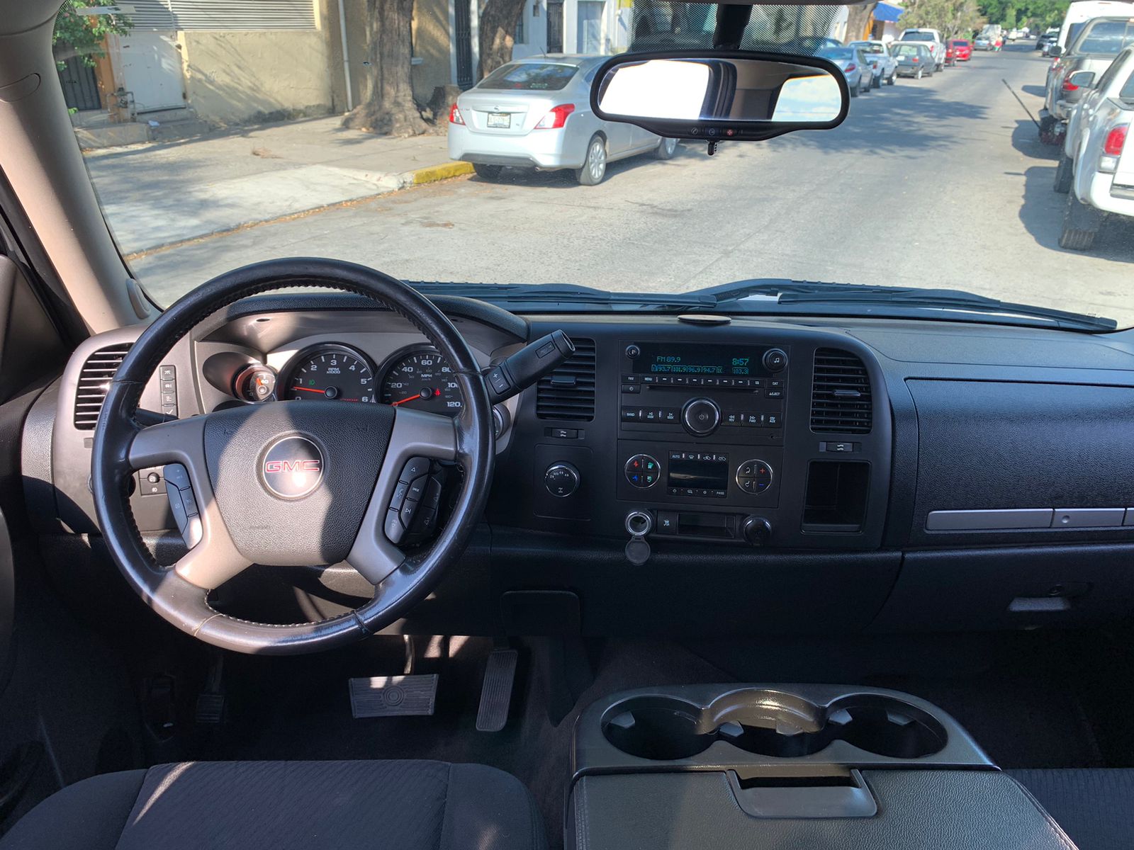 GMC Sierra 2011 Crew Cab V8 4x4 Automático Blanco