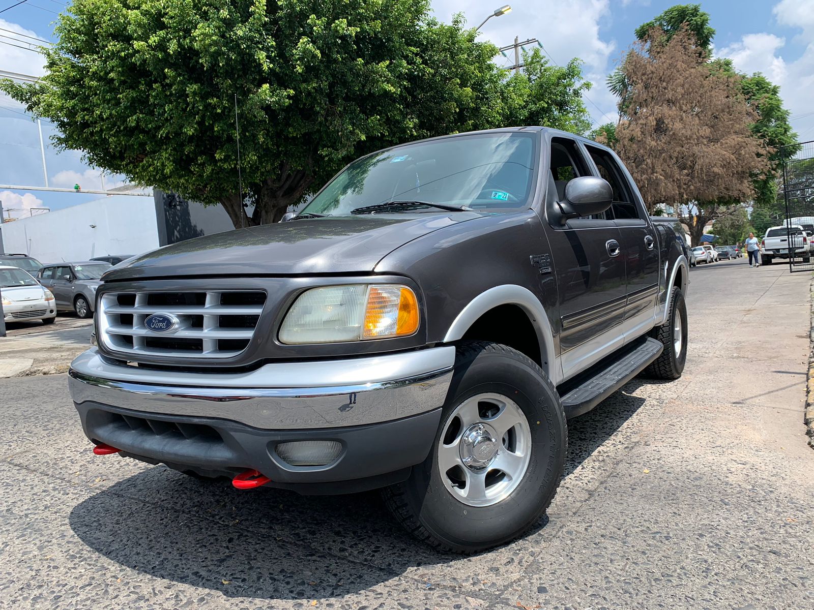 Ford Lobo 2003 4x4 Automático Gris