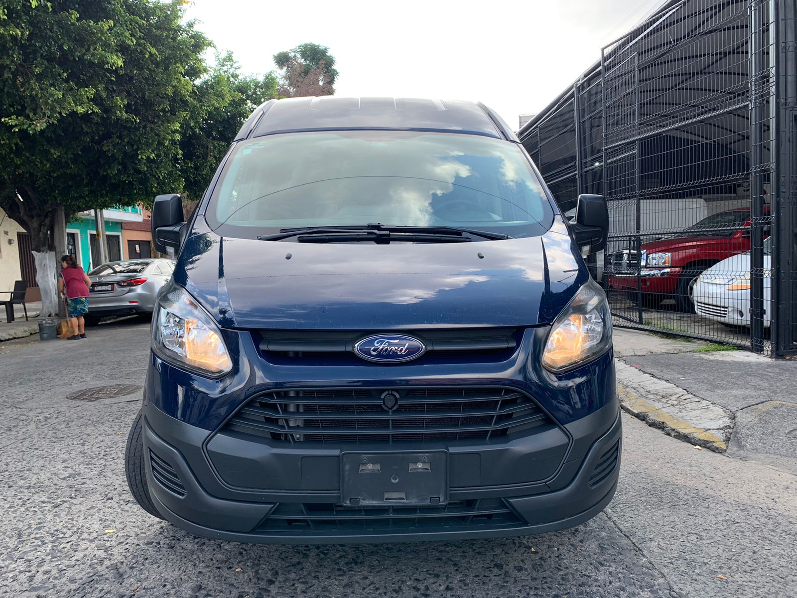 Ford Transit 2017 Pasajeros Custom Manual Azul