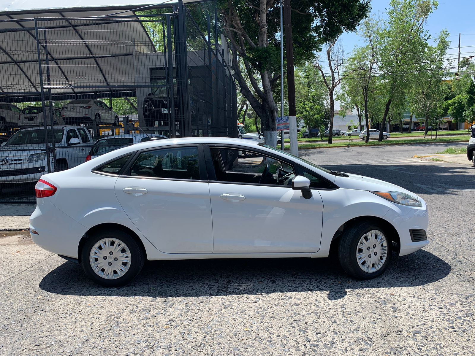 Ford Fiesta 2016 S Manual Blanco