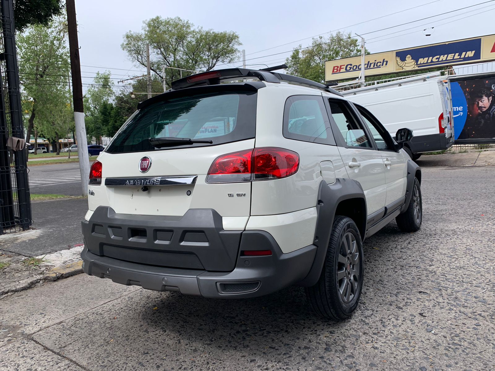 Fiat Palio 2020 Adventure Manual Blanco