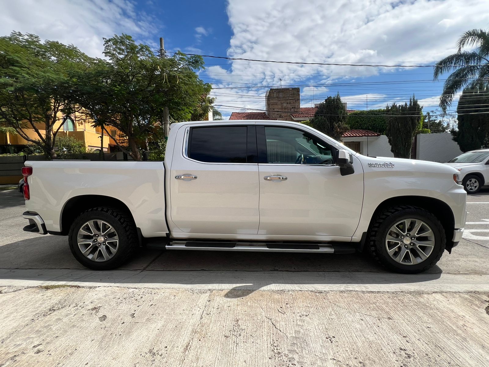 Chevrolet Cheyenne 2020 HIGH COUNTRY Automático Blanco