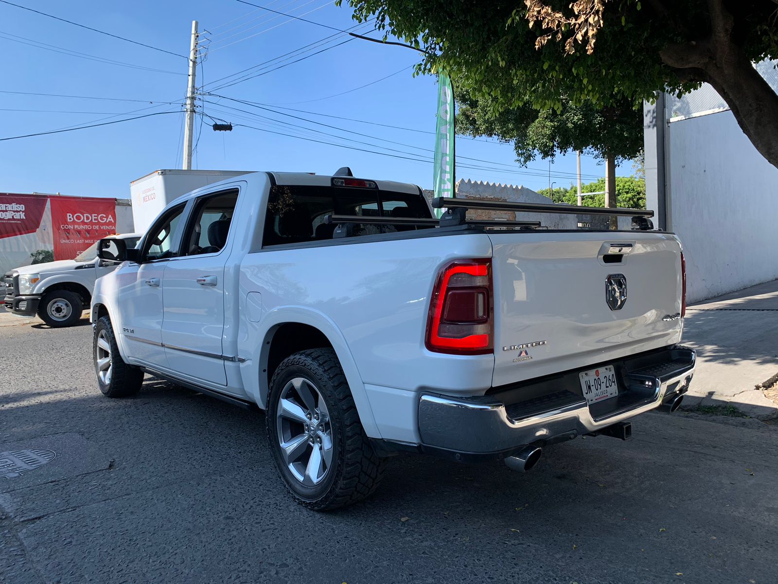 Dodge RAM 2019 1500 LIMITED Automático Blanco