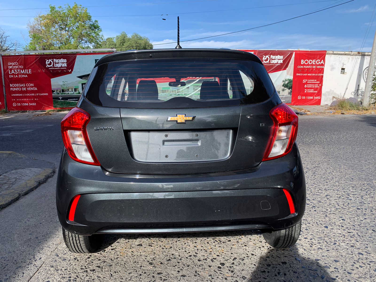 Chevrolet Spark 2019 LT AT Manual Gris