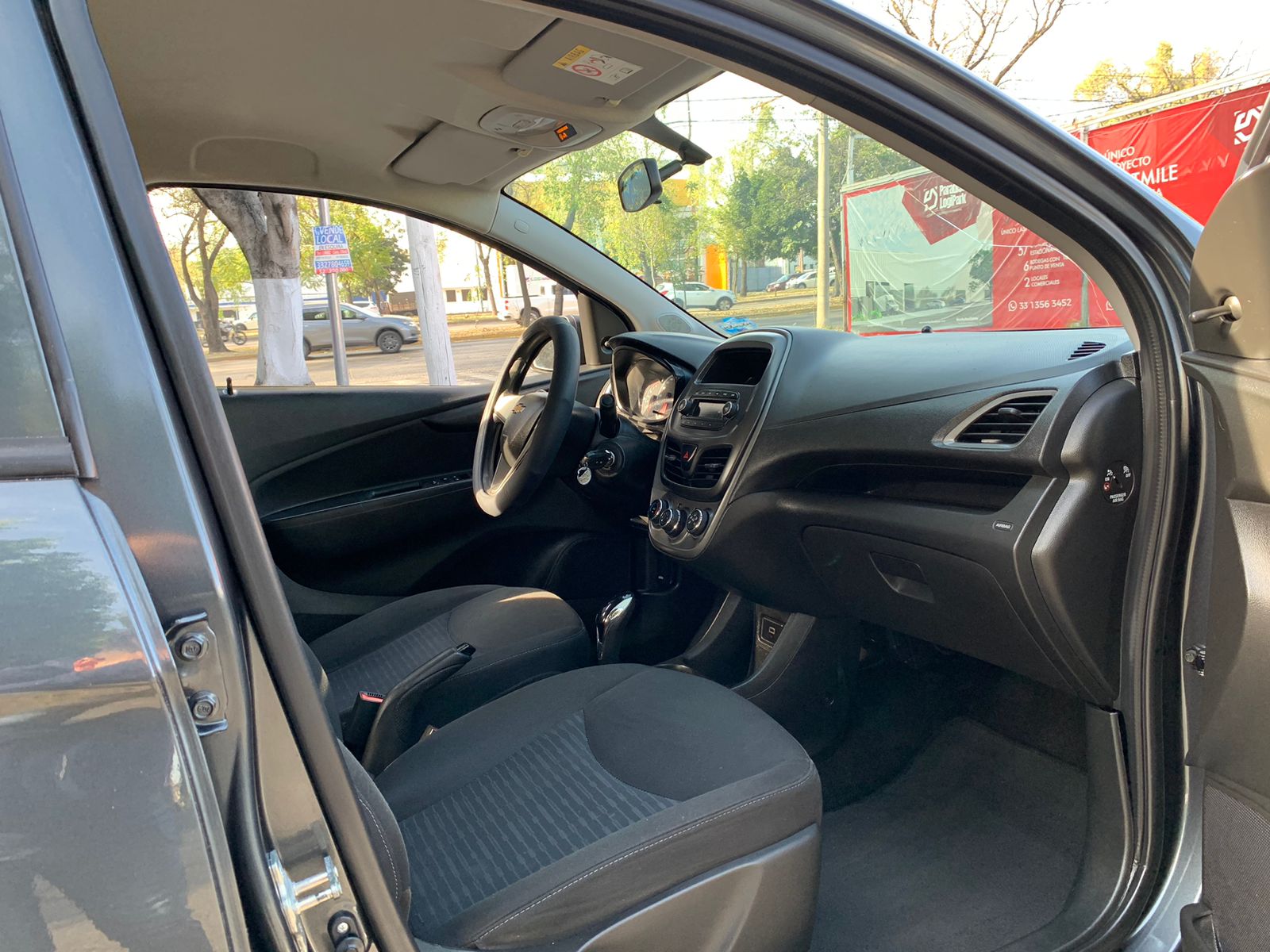 Chevrolet Spark 2019 LT AT Manual Gris