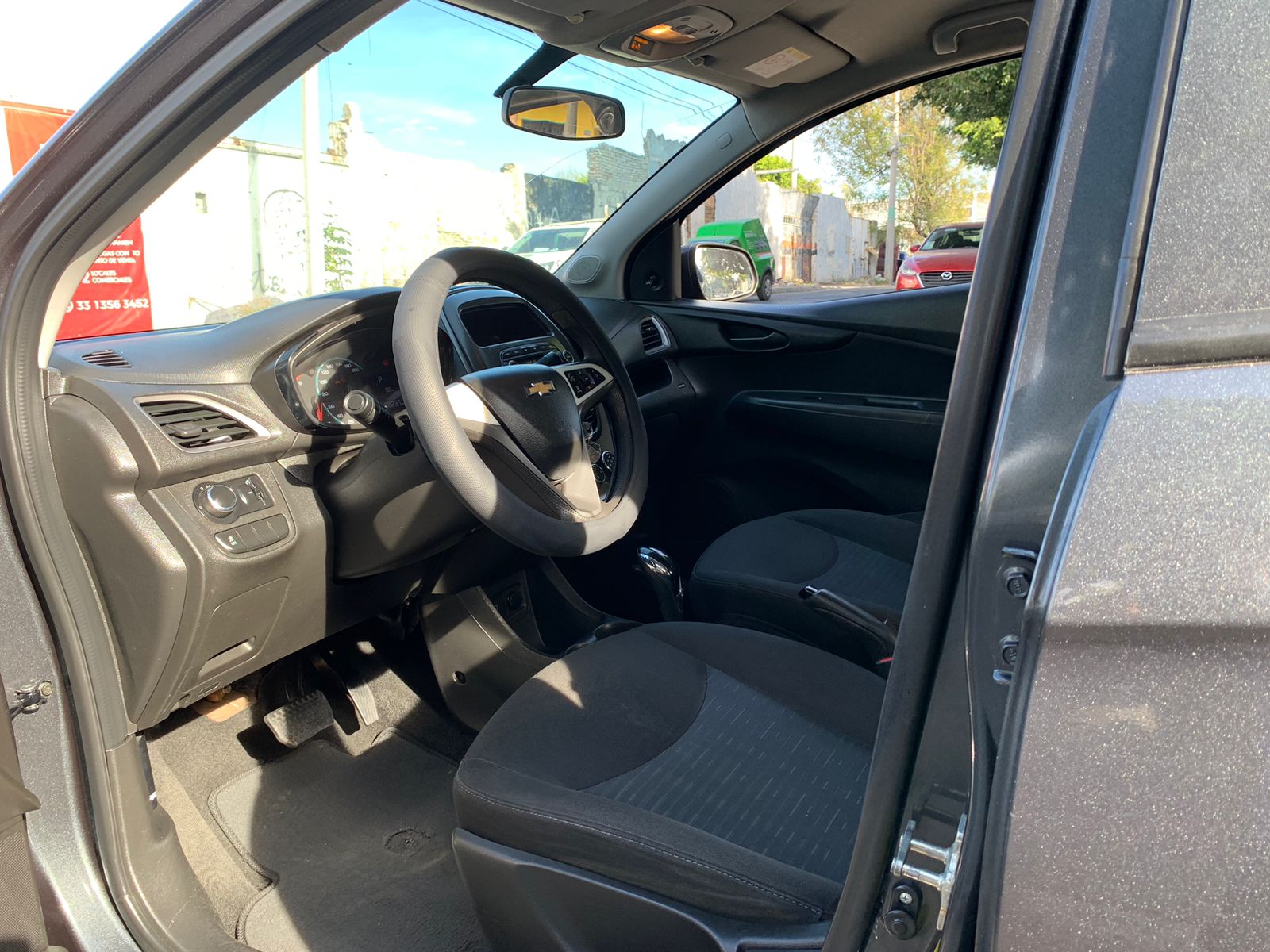 Chevrolet Spark 2019 LT AT Manual Gris