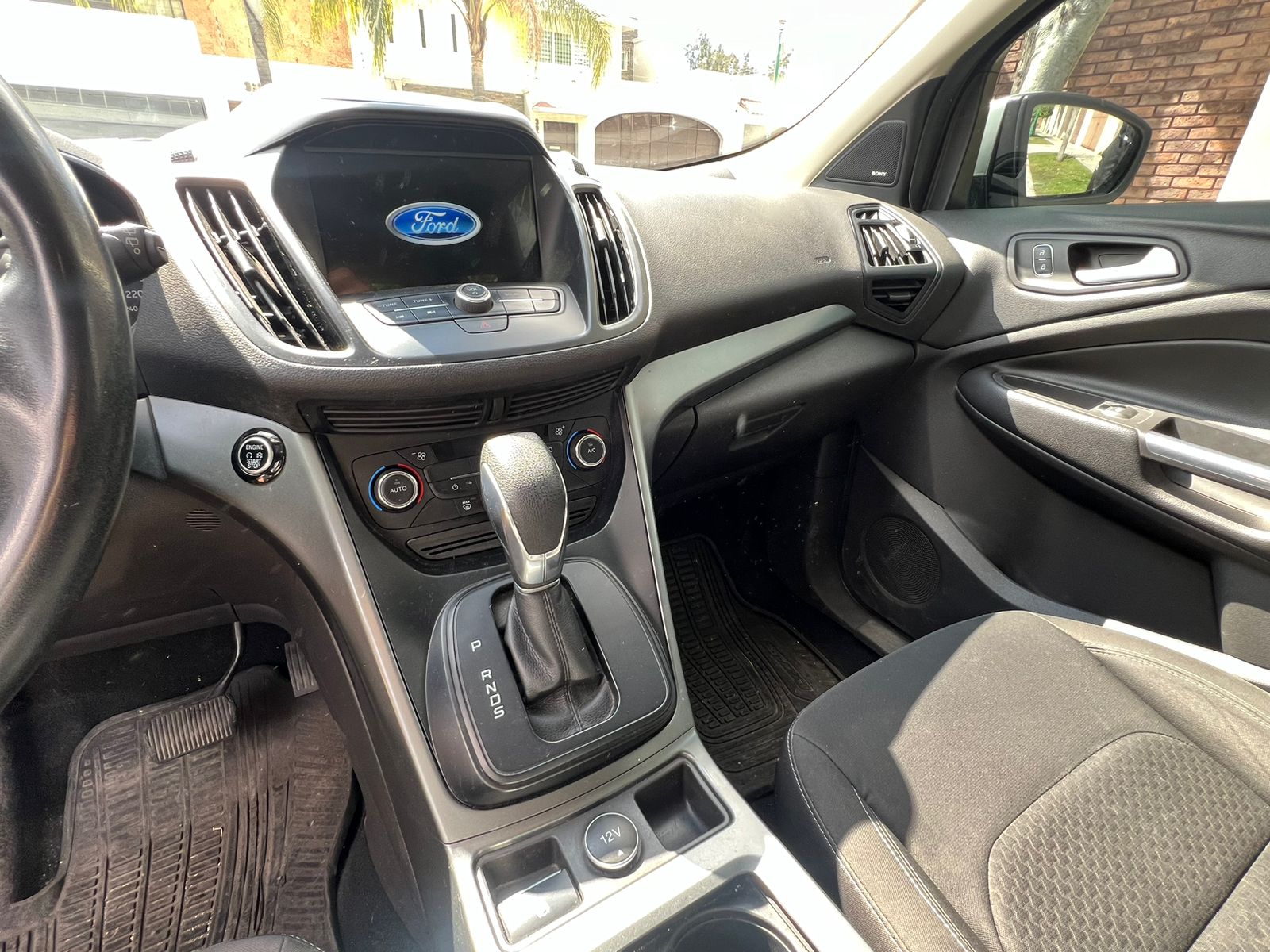 Ford Escape 2018 S PLUS Automático Blanco