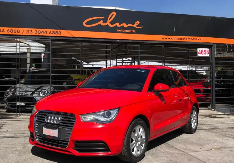 Audi A1 2014 S TRONIC TFSI Automático Rojo