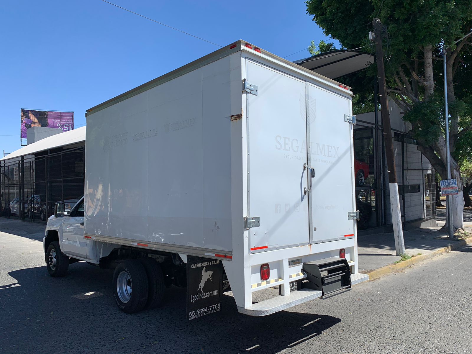 Chevrolet Silverado 2017 3500 CAJA SECA Manual Blanco