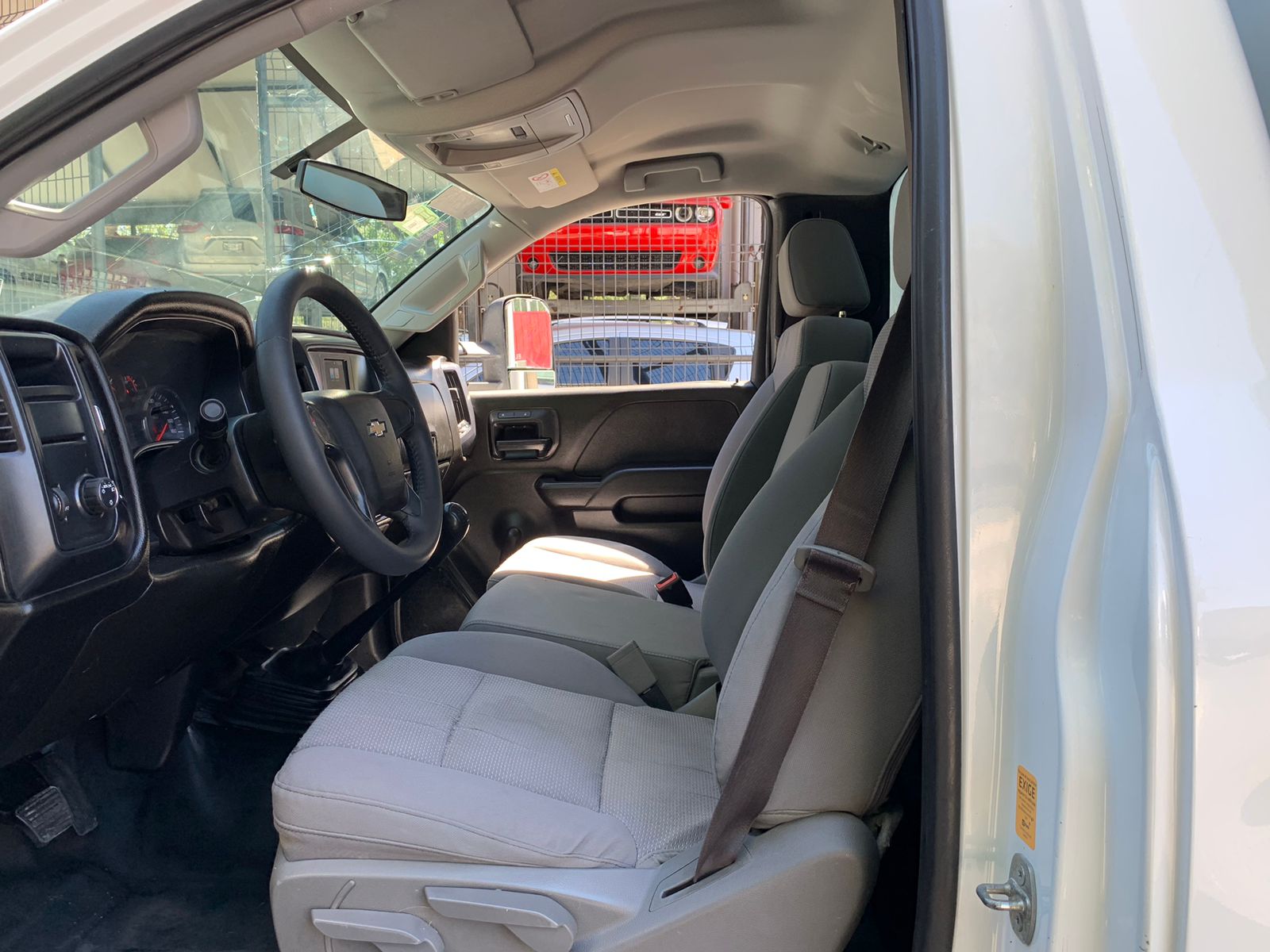 Chevrolet Silverado 2017 3500 CAJA SECA Manual Blanco