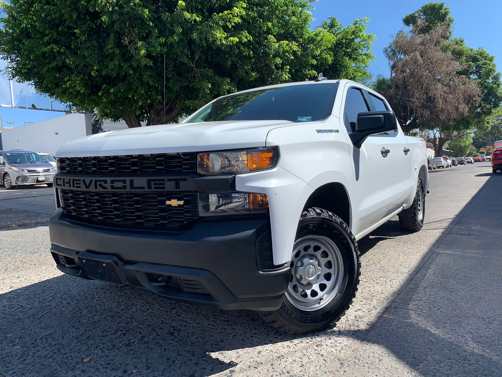 Chevrolet Silverado 2020 2500 4x4 At Automático Blanco