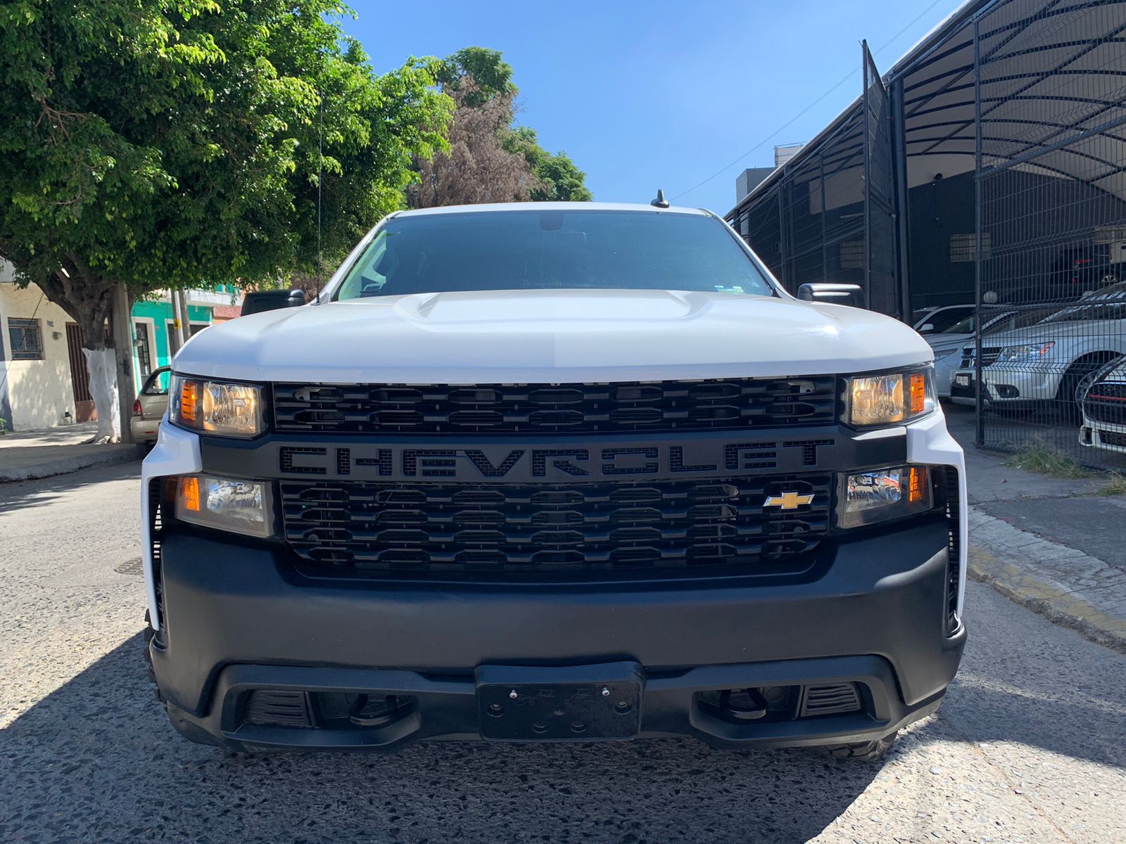 Chevrolet Silverado 2020 2500 4x4 At Automático Blanco