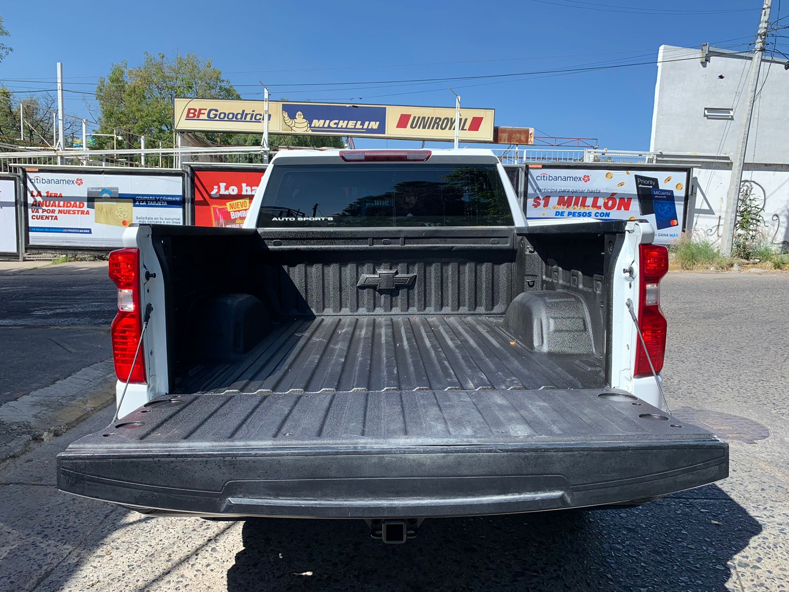 Chevrolet Silverado 2020 2500 4x4 At Automático Blanco