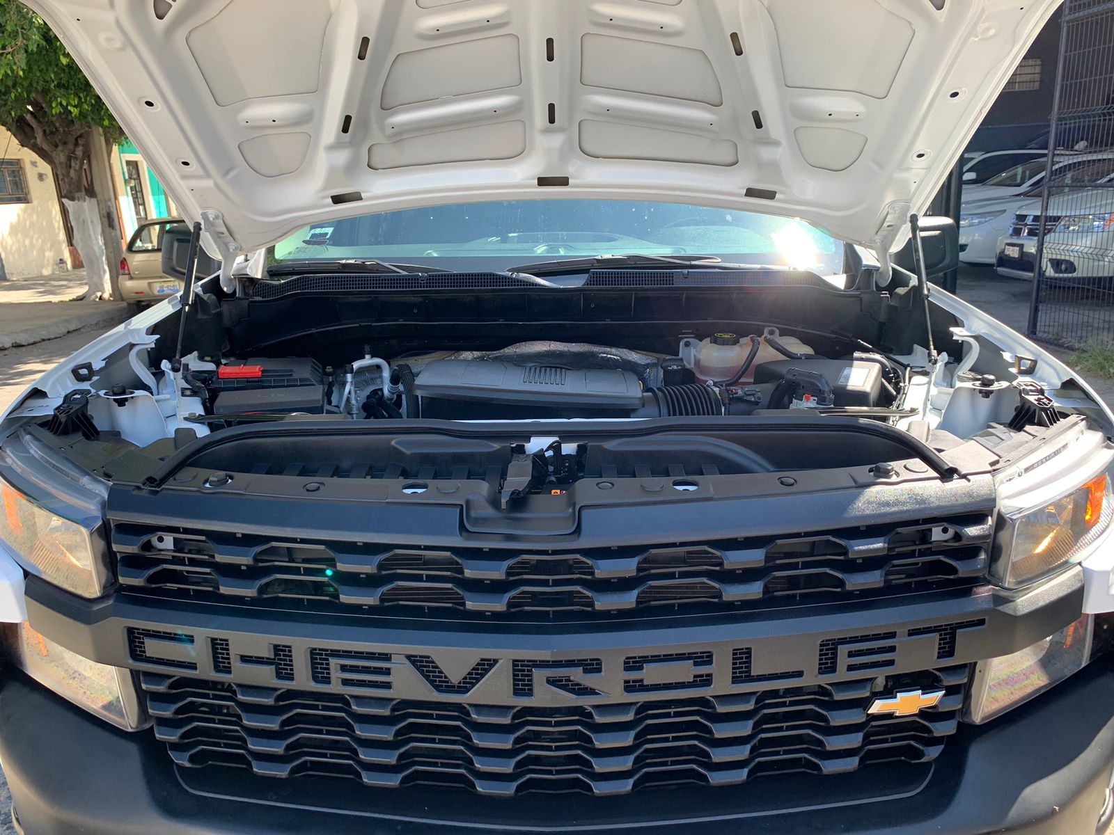 Chevrolet Silverado 2020 2500 4x4 At Automático Blanco