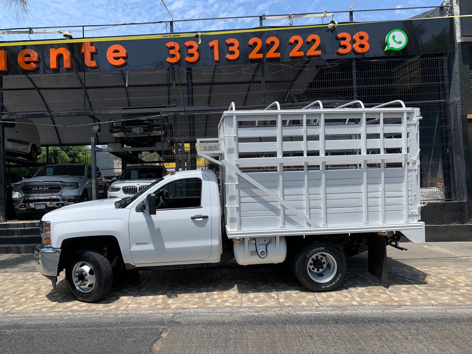 Chevrolet Silverado 2017 3500 REDILAS Manual Blanco