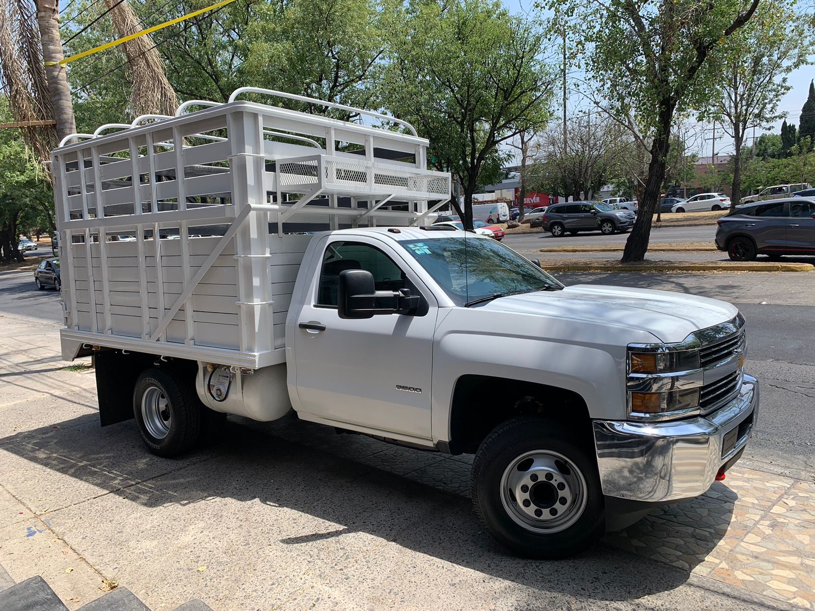 Chevrolet Silverado 2017 3500 REDILAS Manual Blanco