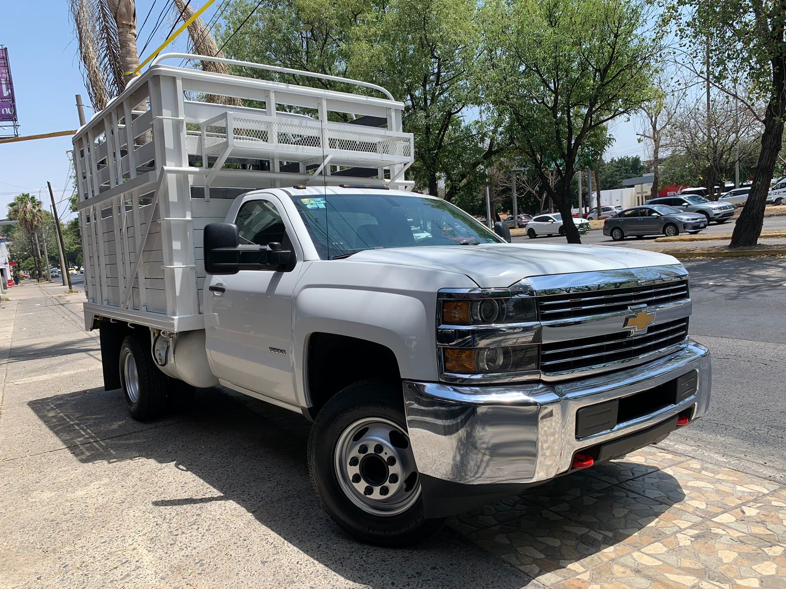 Chevrolet Silverado 2017 3500 REDILAS Manual Blanco