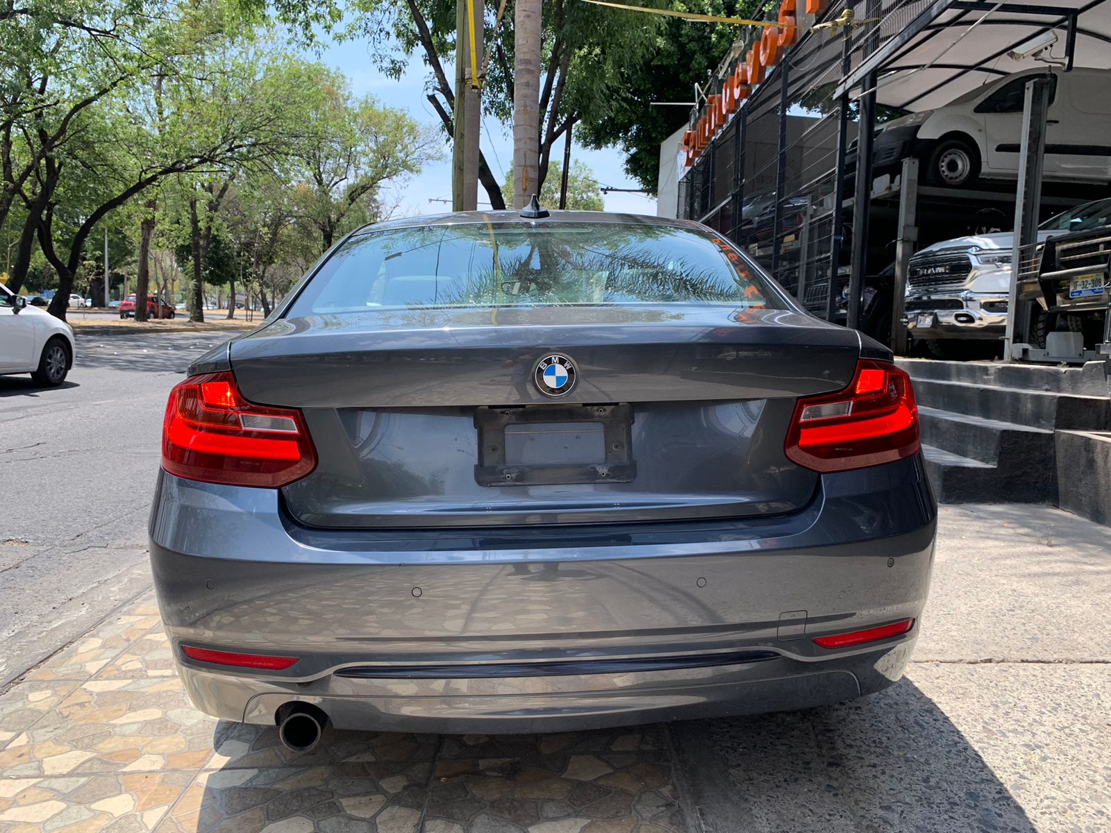 BMW Serie 2 2016 220ia Sport Line At Automático Gris