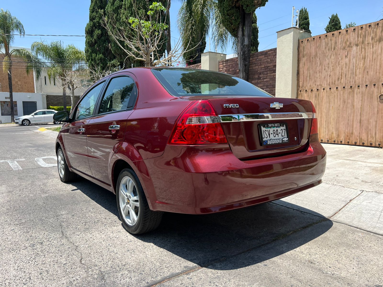 Chevrolet Aveo 2014 LTZ Automático Rojo