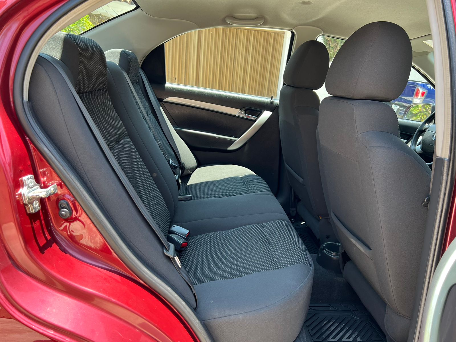 Chevrolet Aveo 2014 LTZ Automático Rojo