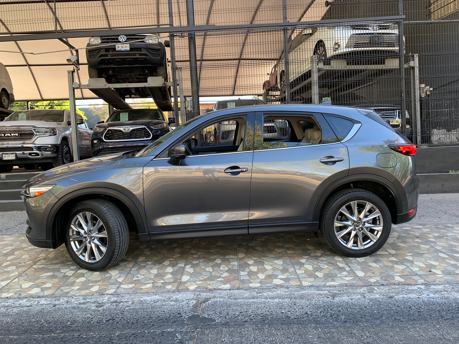 Mazda CX-5 2021 I GRAND TOURING Automático Gris