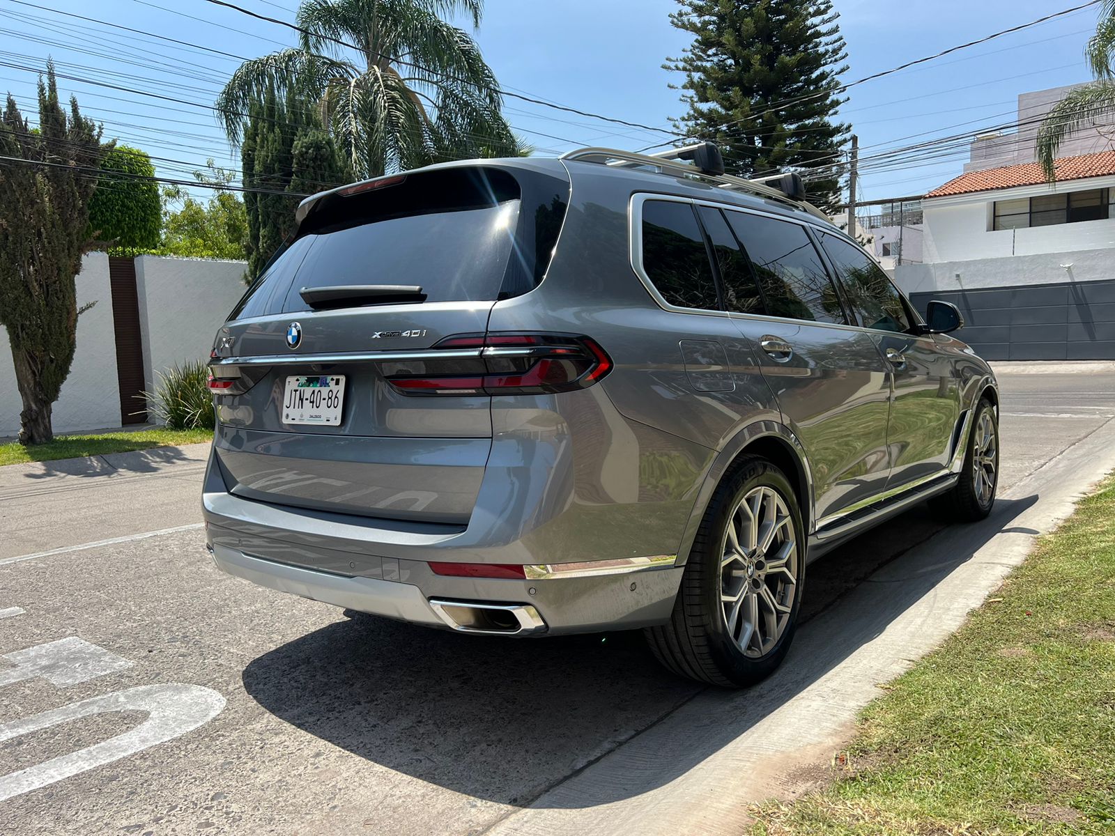 BMW X7 2023 xDRIVE 40i Automático Gris