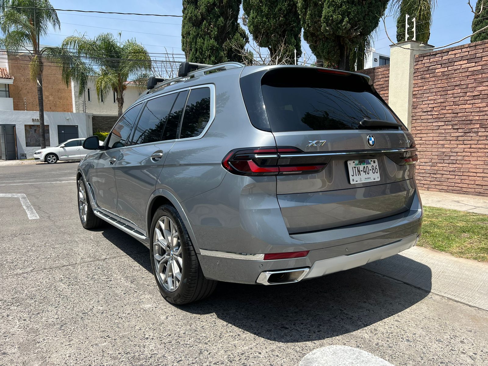 BMW X7 2023 xDRIVE 40i Automático Gris