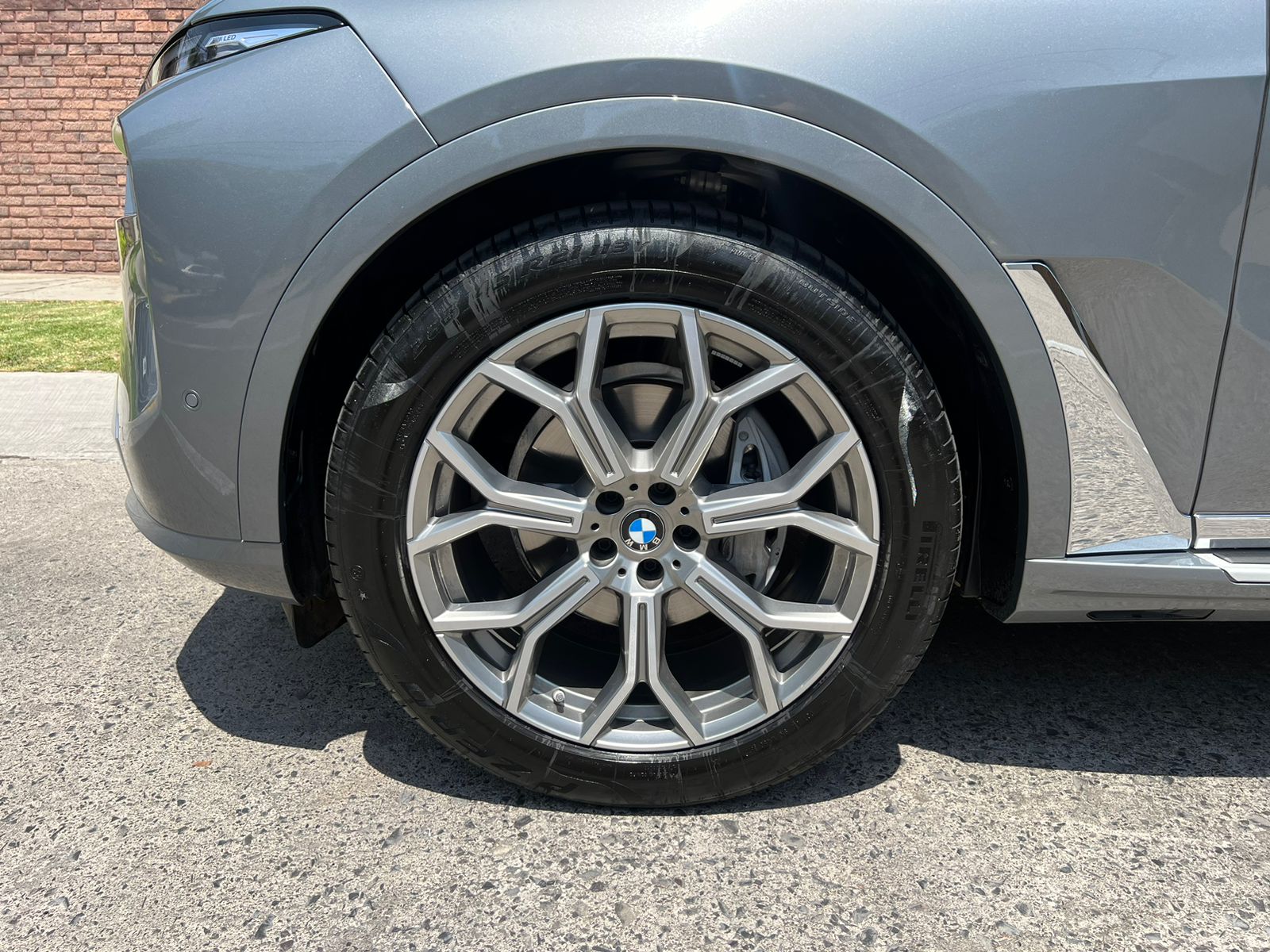 BMW X7 2023 xDRIVE 40i Automático Gris