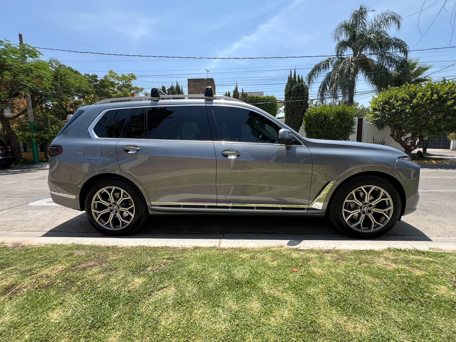 BMW X7 2023 xDRIVE 40i Automático Gris