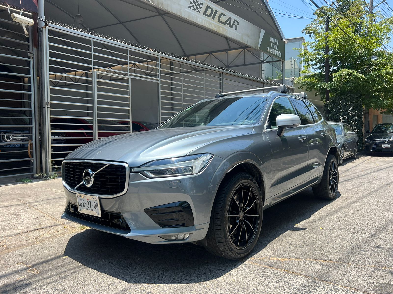 Volvo XC60 2018 XC60 R DESIGN T6 AWD Automático Gris