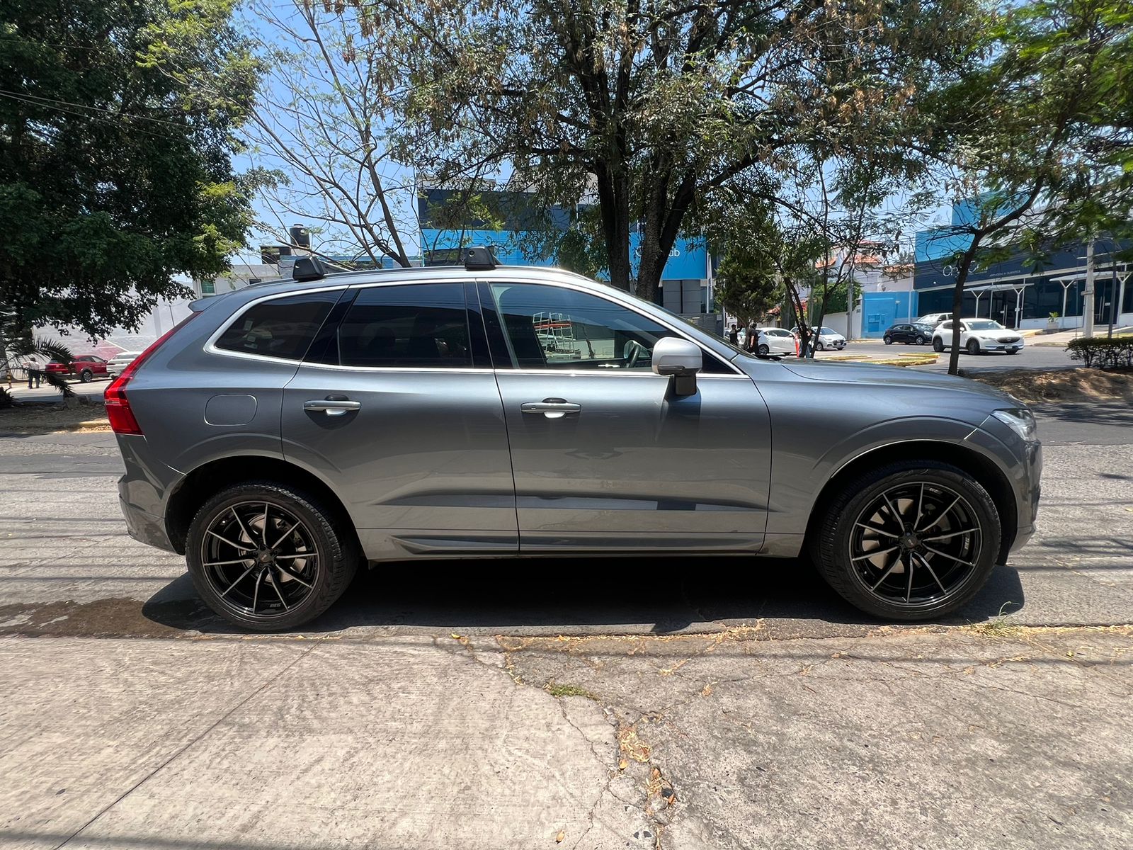 Volvo XC60 2018 XC60 R DESIGN T6 AWD Automático Gris