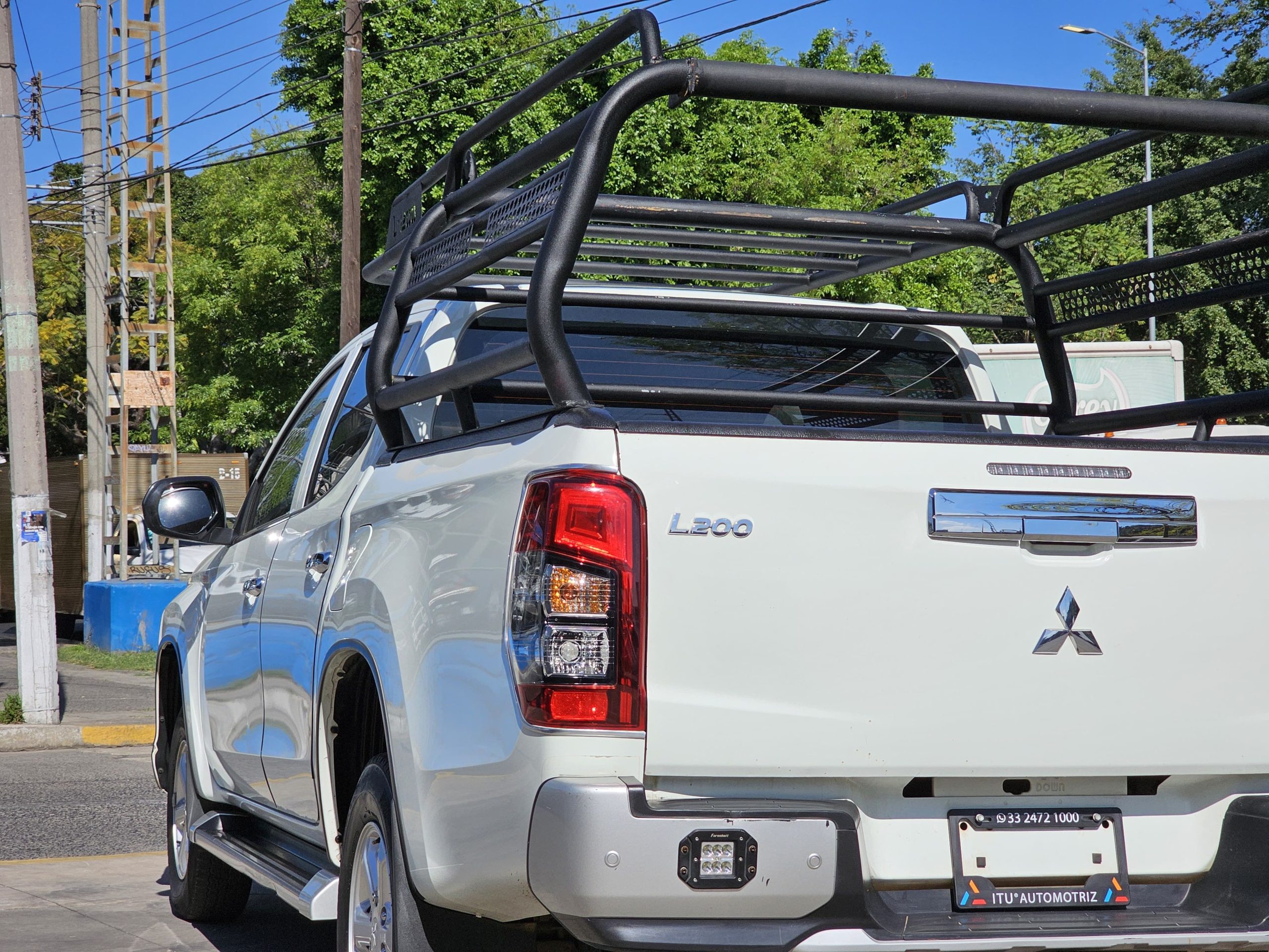 Mitsubishi L200 2022 Diesel 4x4 Manual Blanco