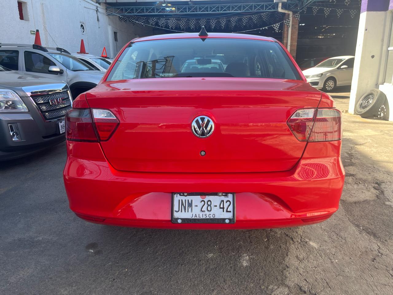 Volkswagen Gol 2017 TRENDLINE Manual Rojo