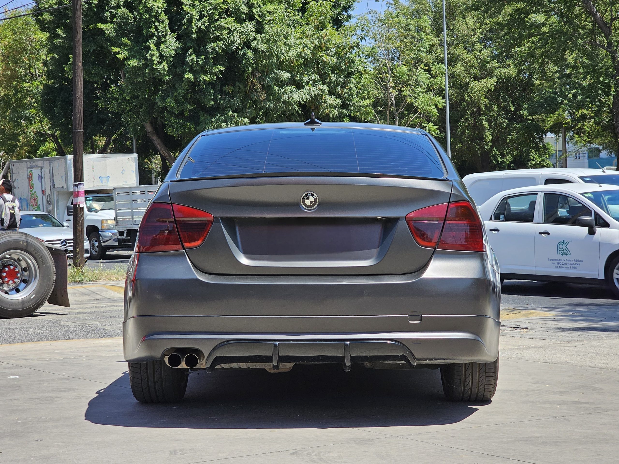 BMW Serie 3 2006 325ia Automático Gris