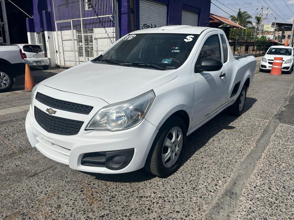 Chevrolet Tornado 2019 LS Manual Blanco