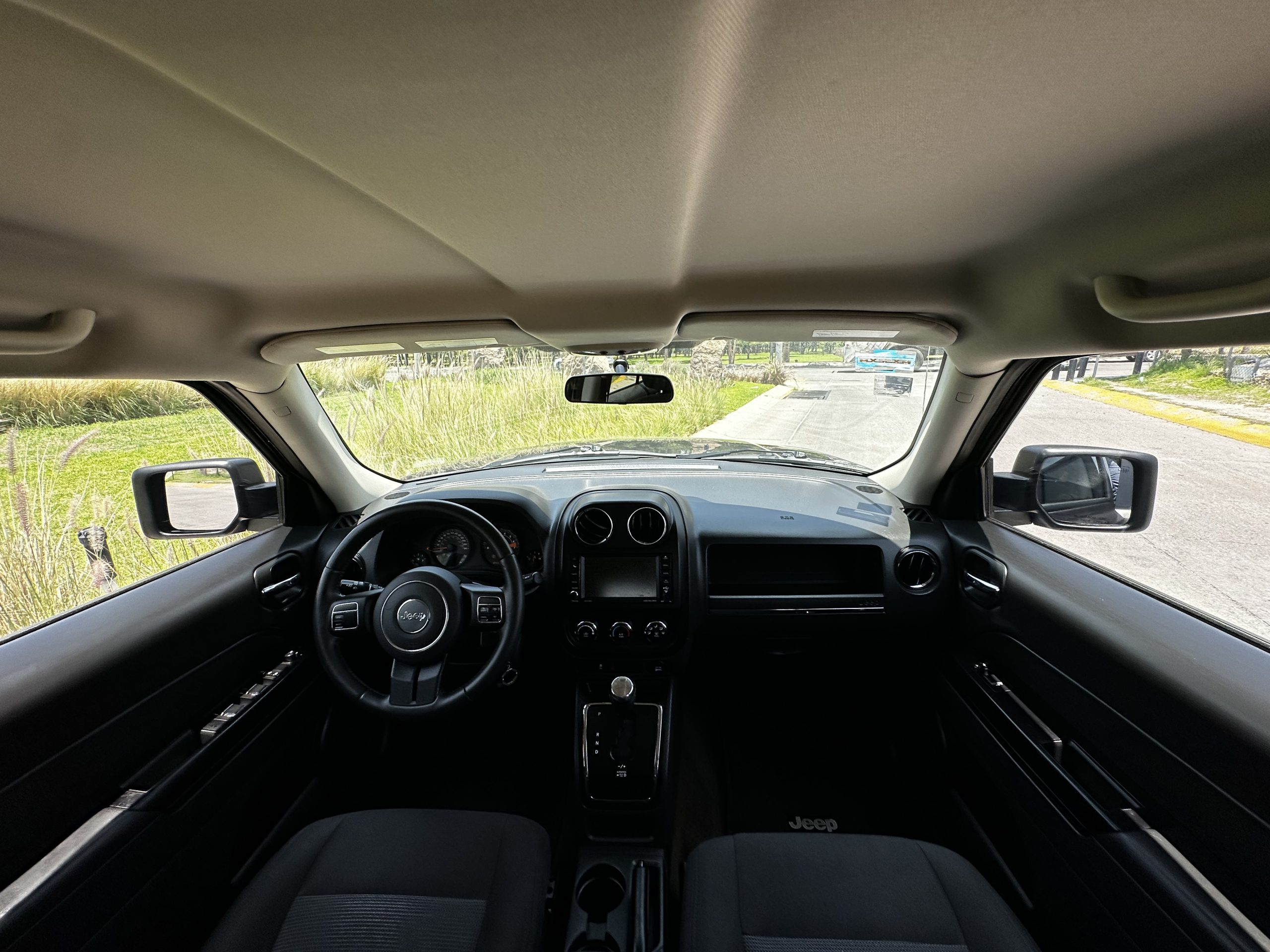 Jeep Patriot 2016 Latitude Automático Gris