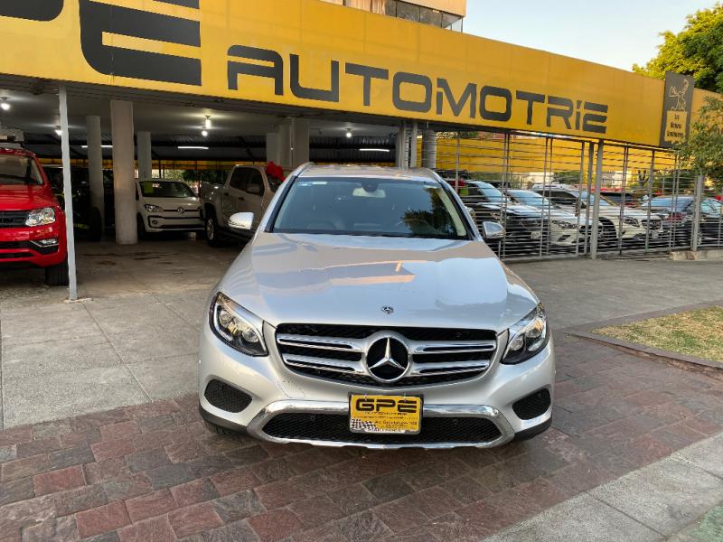 Mercedes-Benz Clase GLC 2018 GLC 300 SPORT Automático Plata