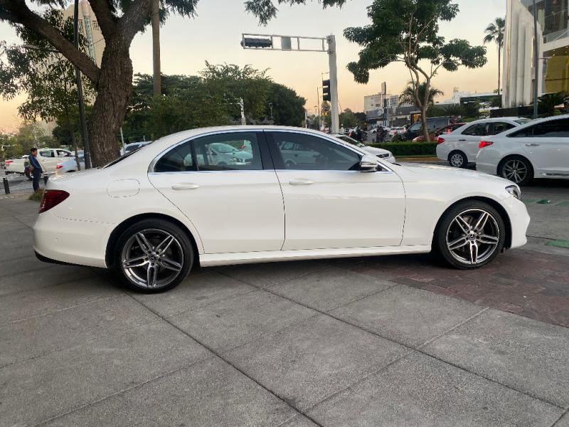 Mercedes-Benz Clase E 2019 E250 CGI Avantgarde Automático Blanc