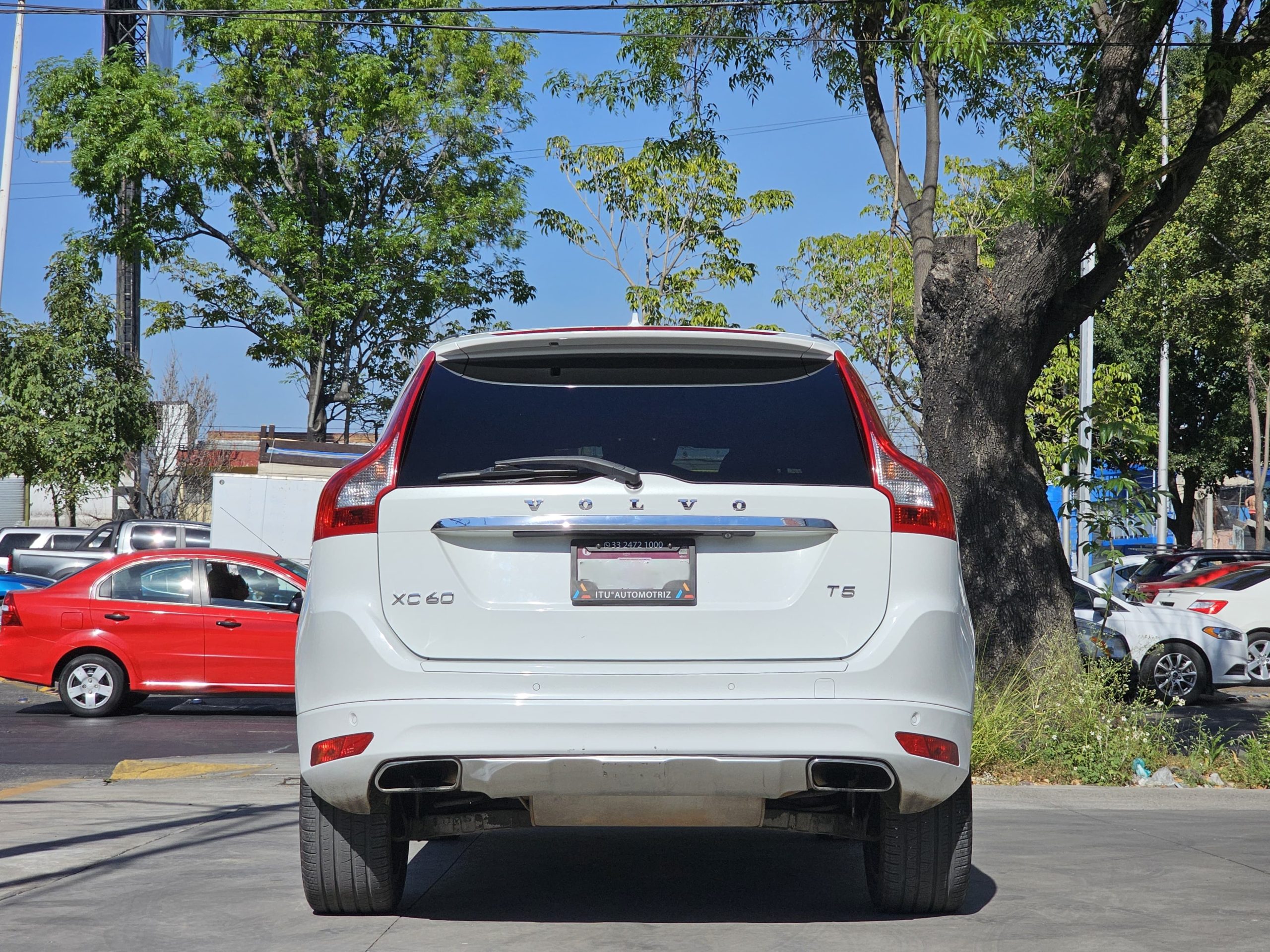 Volvo XC60 2015 T5 Inspiration Automático Blanco