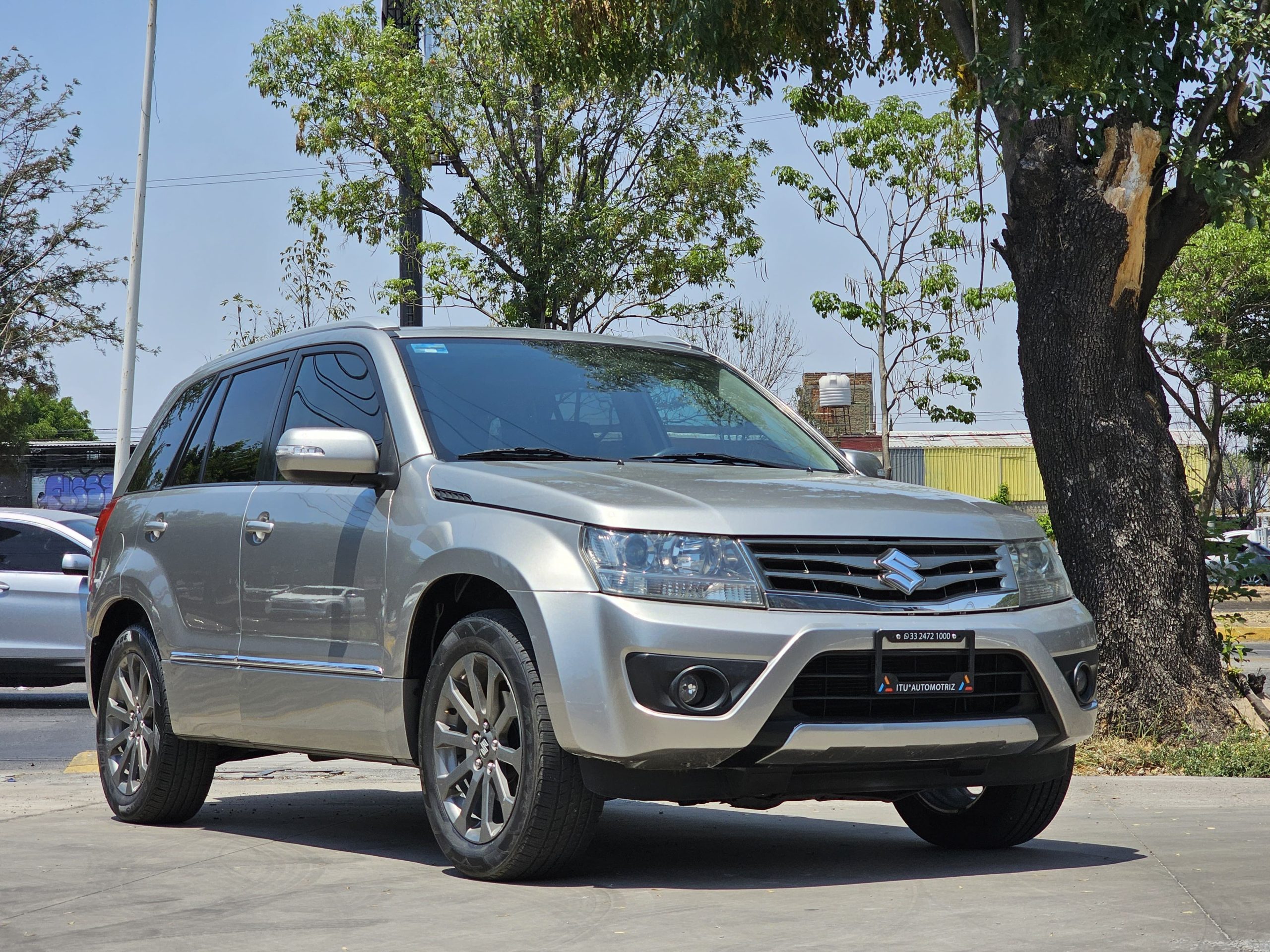 Suzuki Grand Vitara 2015 Special Automático Plata