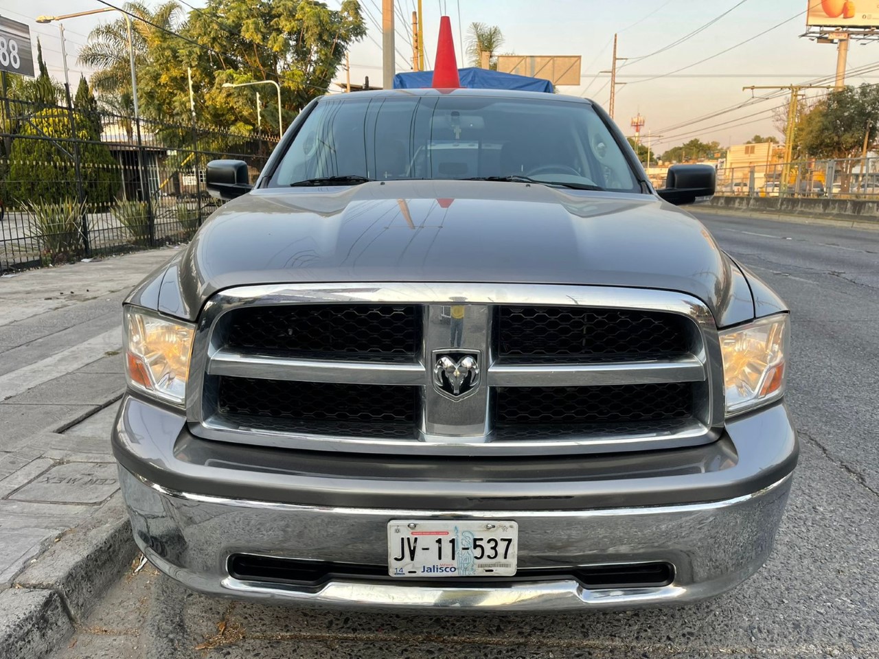 Dodge RAM 2012 XLT Automático Gris