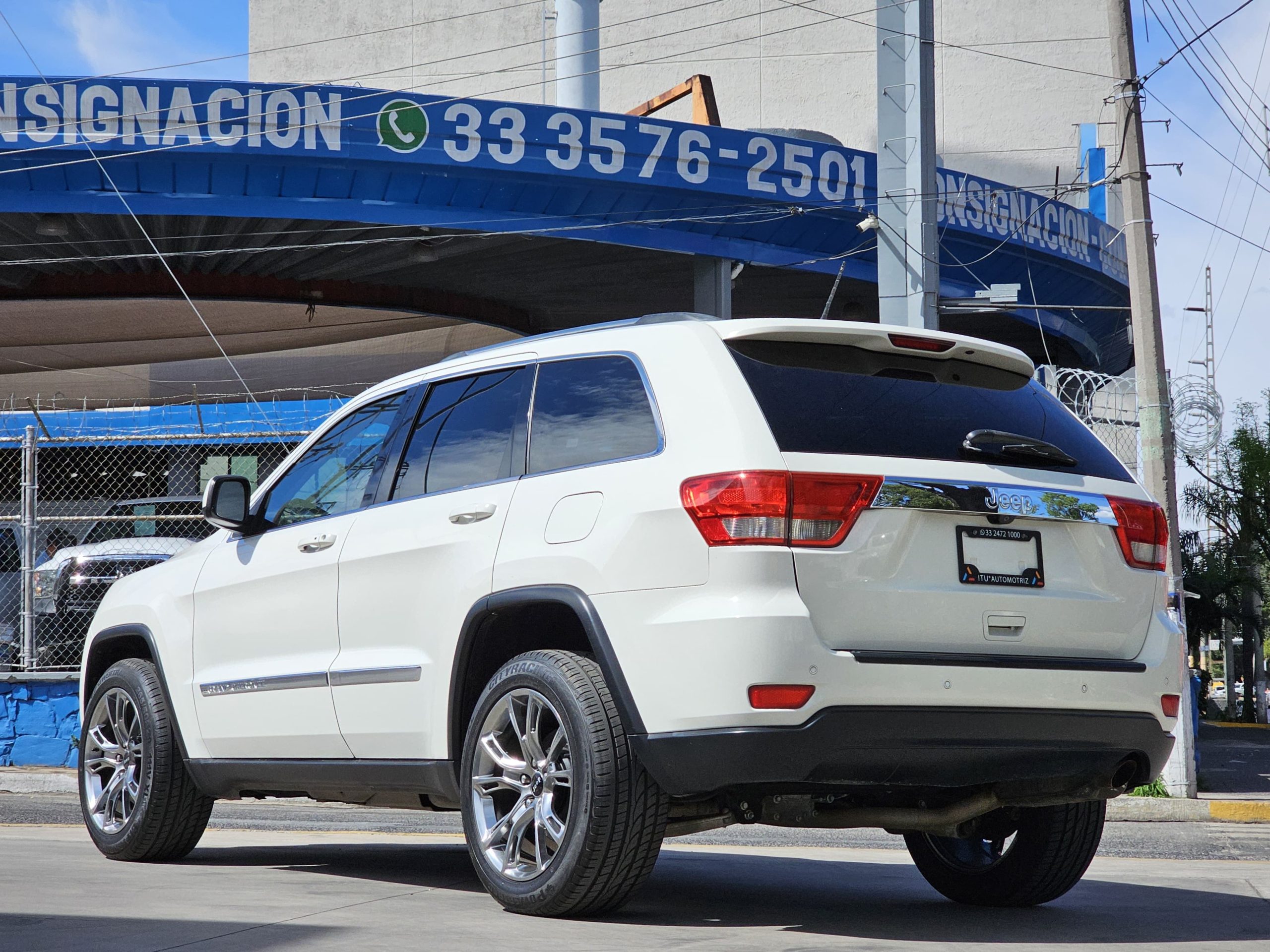 Jeep Grand Cherokee 2012 Limited V6 Automático Blanco