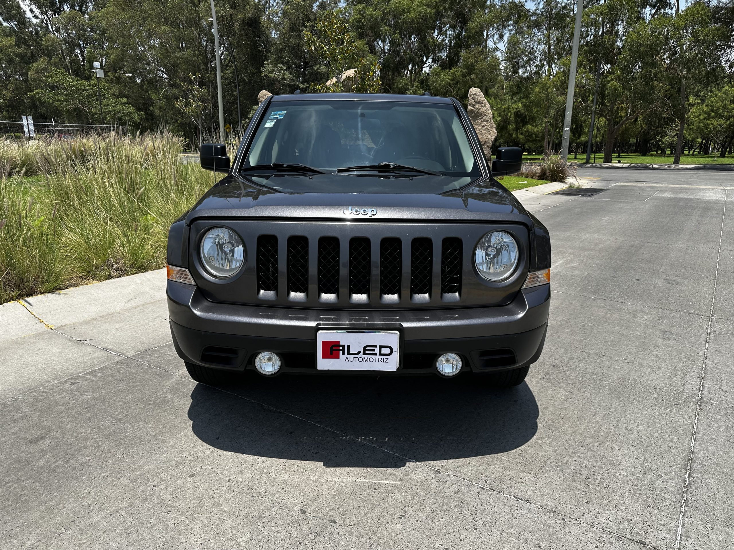 Jeep Patriot 2016 Latitude Automático Gris