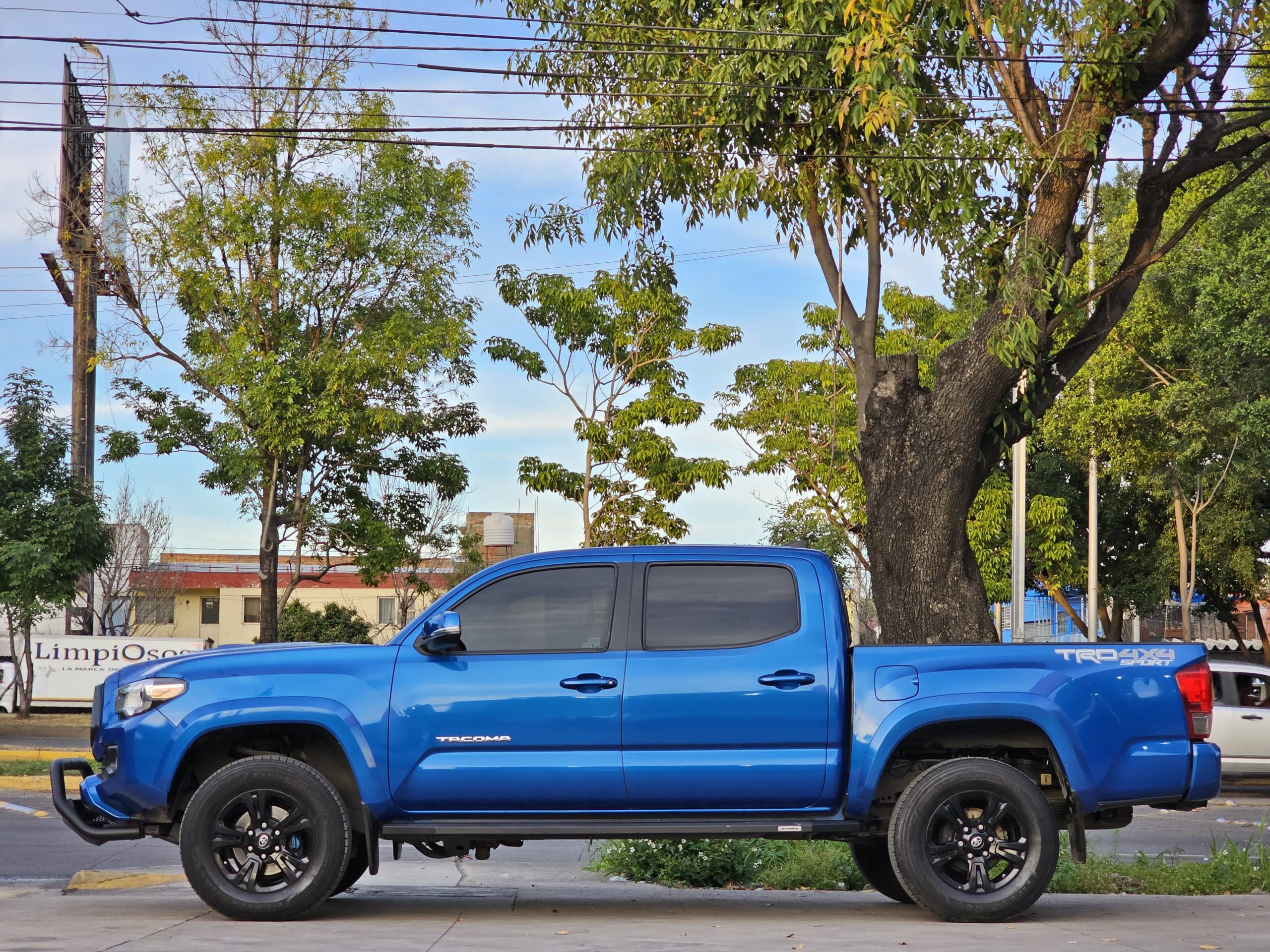 Toyota Tacoma 2016 TRD Sport 4x4 Automático Azul