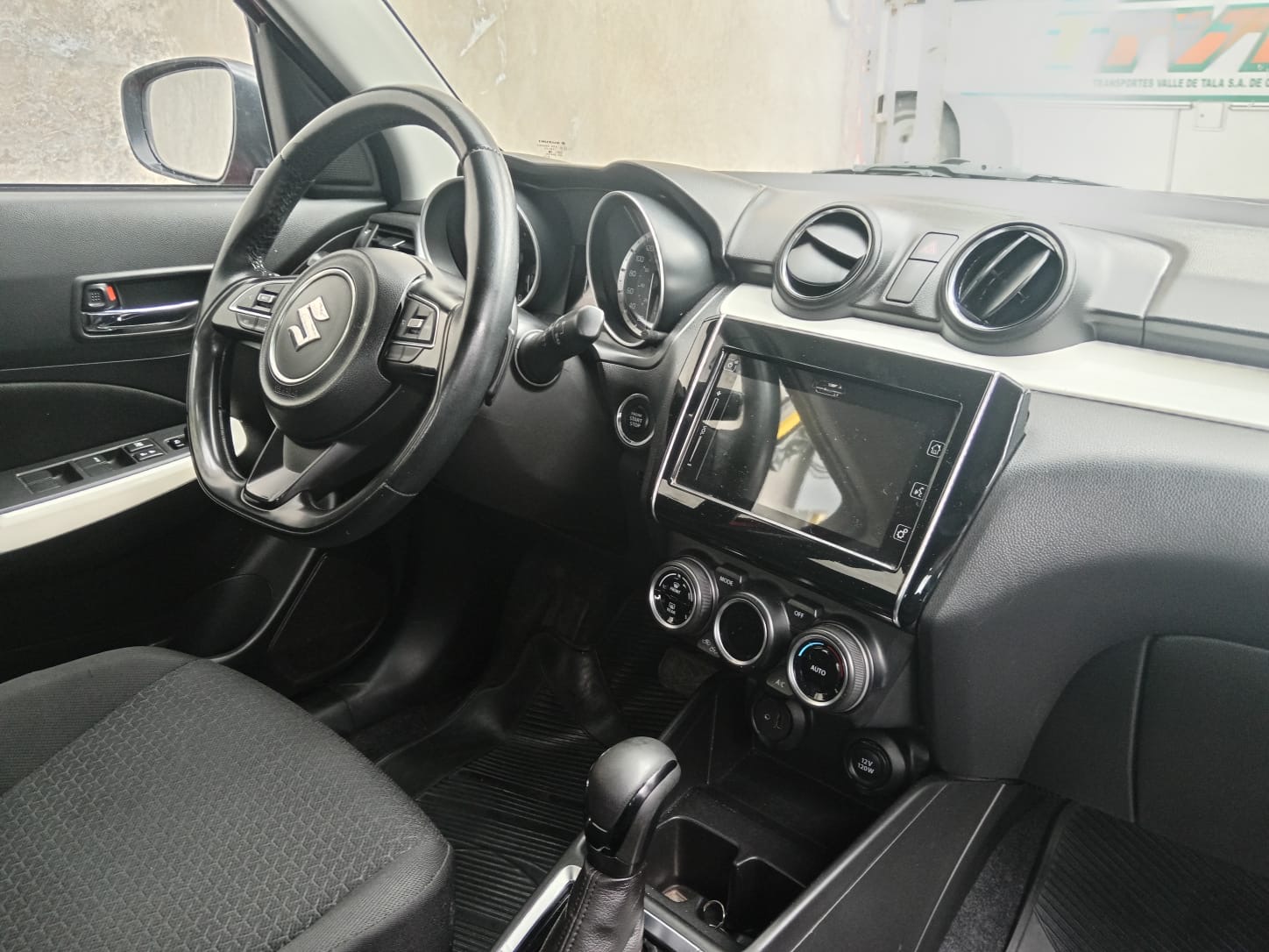 Suzuki Swift 2019 Jet booster Automático Rojo