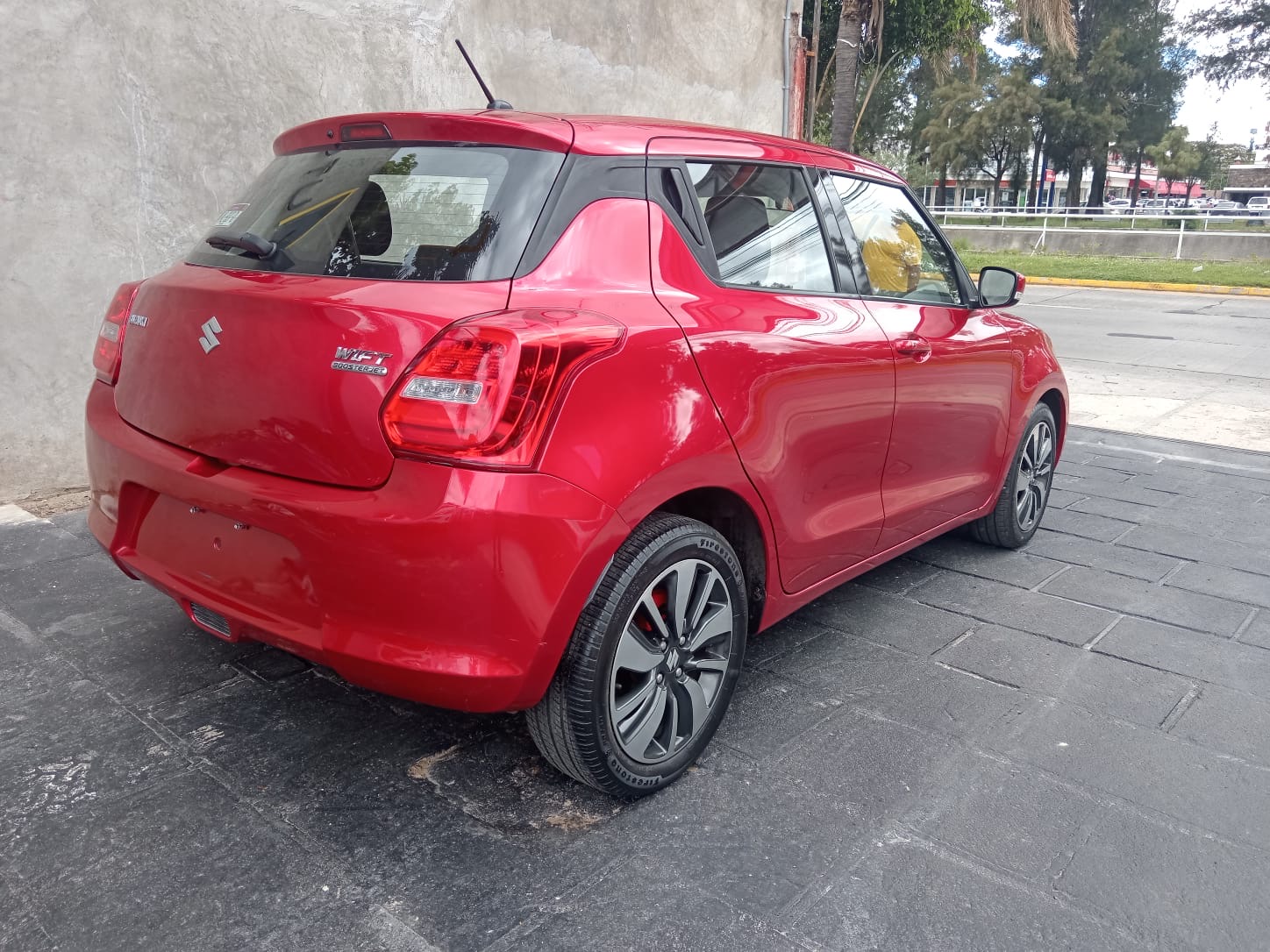 Suzuki Swift 2019 Jet booster Automático Rojo