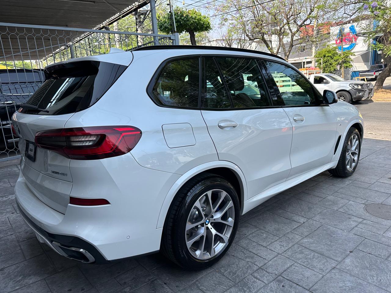 BMW X5 2020 M SPORT Automático Blanco