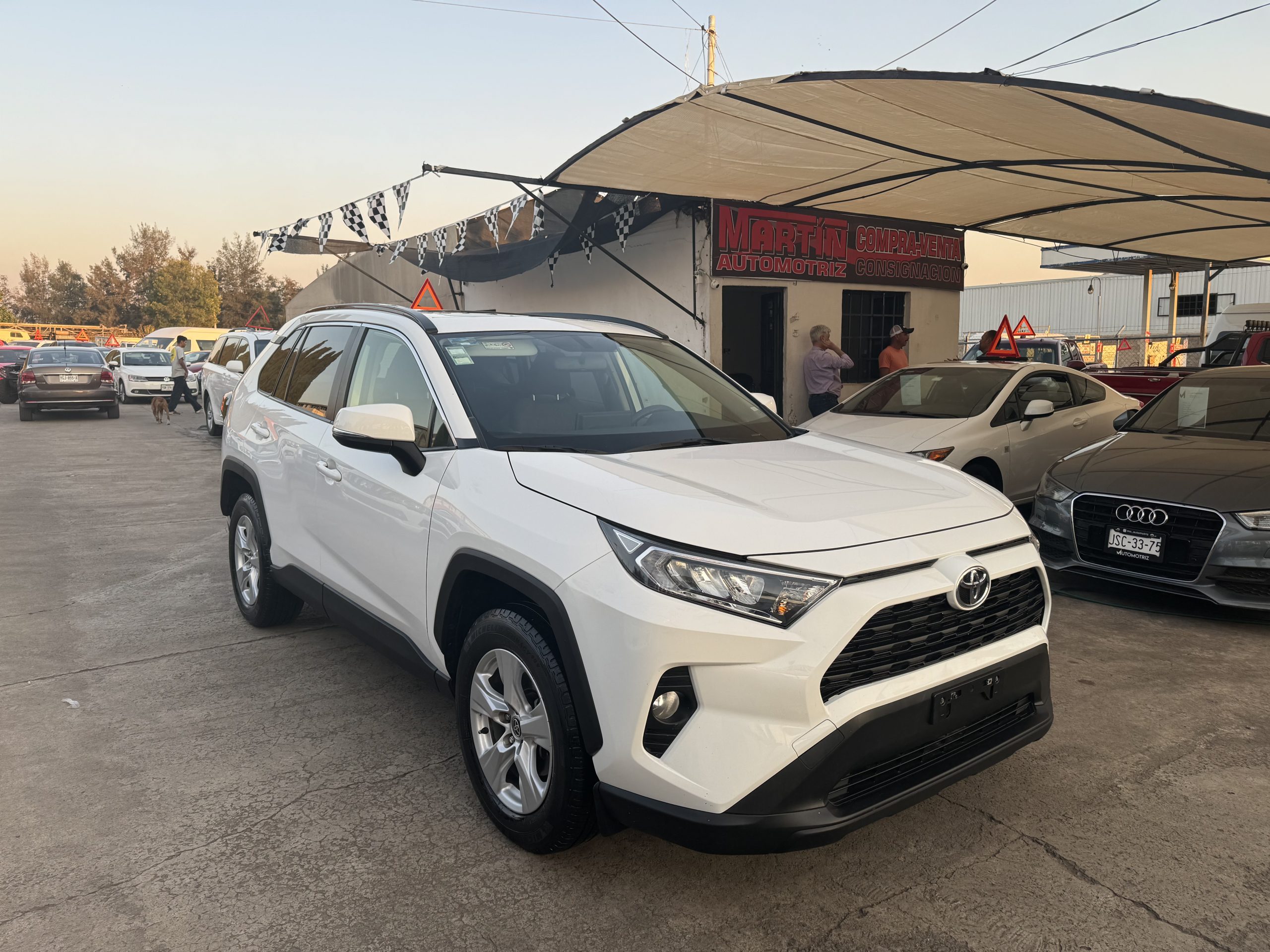 Toyota Rav4 2020 Xle awd Automático Blanco